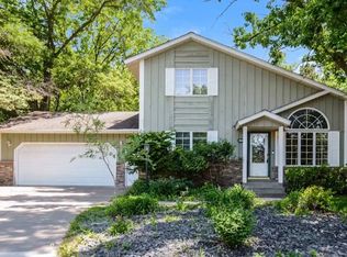 3024 Furness Ct N, Maplewood, MN 55109