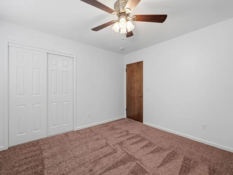 1684 E Walnut Ave — Photo 21