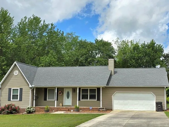 3006 Deerhaven Dr N, Cookeville, TN 38506