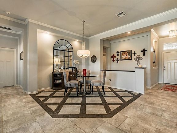 5th image of 18813 Rolling Hill Way