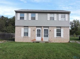 656 Bruns Dr #B, Rossford, OH 43460