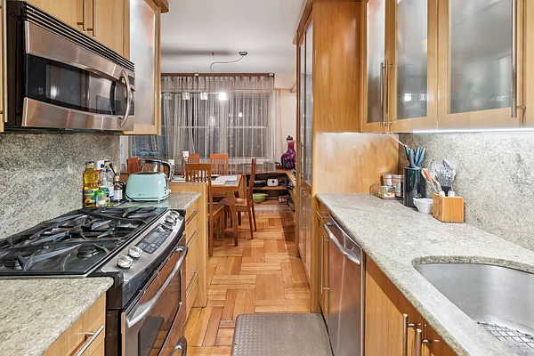 Sold by Brown Harris Stevens Forest Hills LLC | media 13