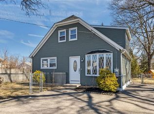 176 Horse Neck Rd, Warwick, RI 02889