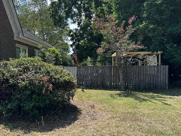 47 Matthews St — Photo 5