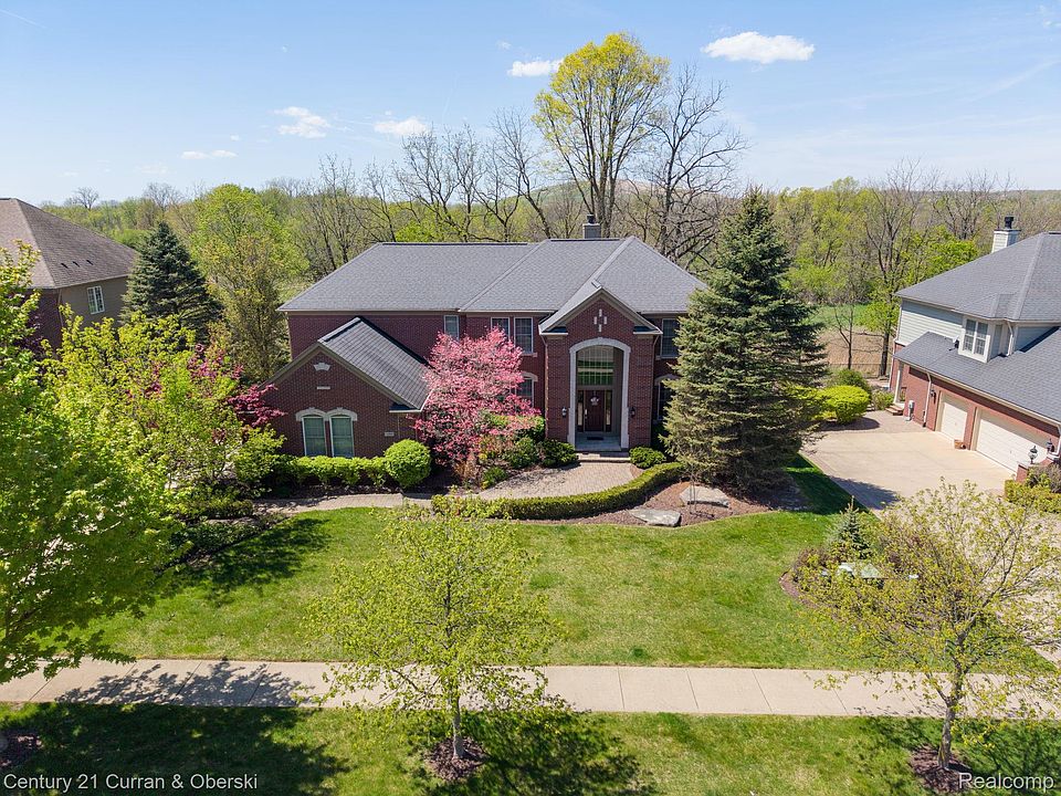 1st image of 15965 Johnson Creek Dr