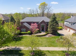 15965 Johnson Creek Dr, Northville, MI 48168