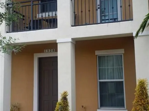 1528 SW 147th Ave, Hollywood, FL 33027