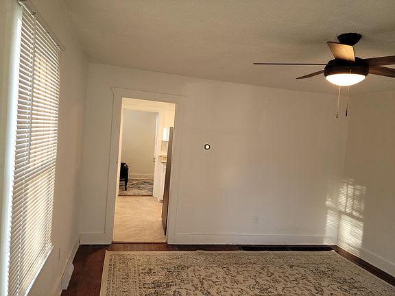 Living room going into the kitchen