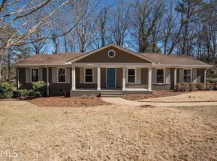 180 Saint James Dr, Athens, GA 30606