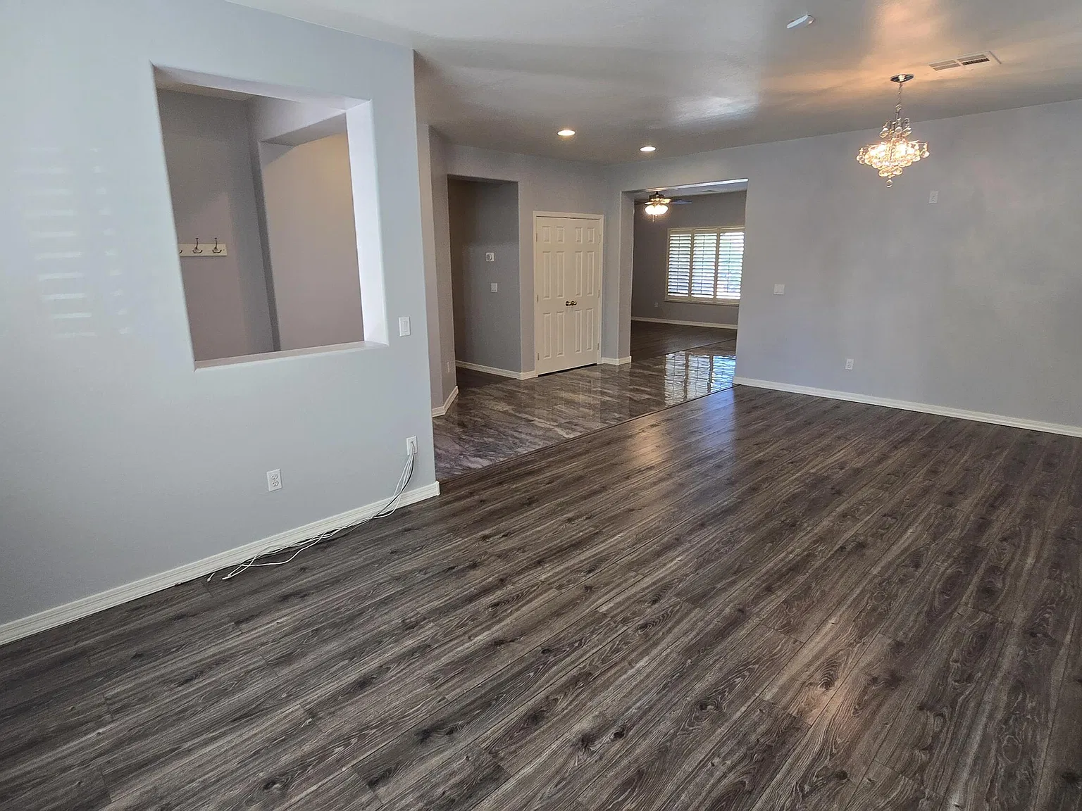 4 bed, 2.0 bath, 2239 sqft, $2,295 — Photo 4