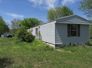 6773 Union Camp Rd, Lafayette, TN 37083