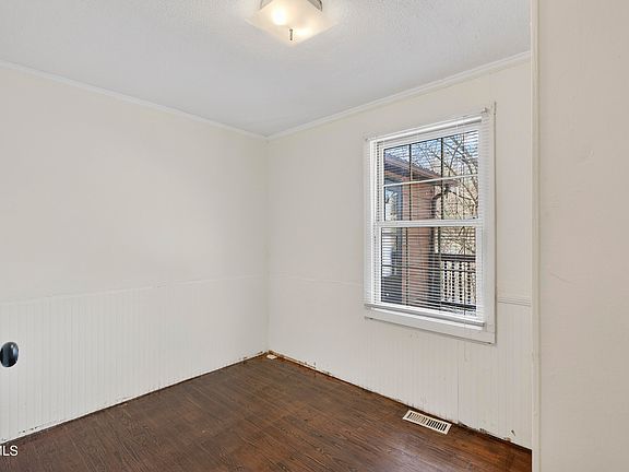 24th image of this home