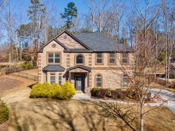 1140 Riverhill Dr, Bishop, GA 30621