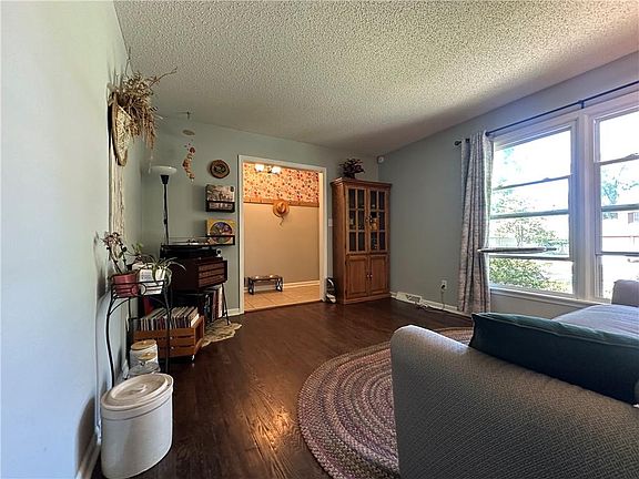 4th image of 6107 E 108th St