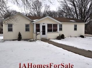 123 8th St SE, Waverly, IA 50677