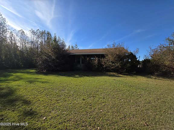 2nd image of 301 Hidden Pond Lane