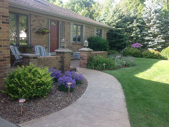 5th image of 13785 Windemere Dr NW