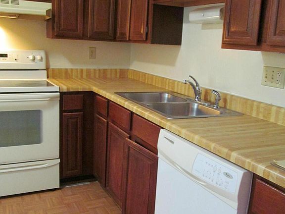 3rd image of 5306 Avalon Pl