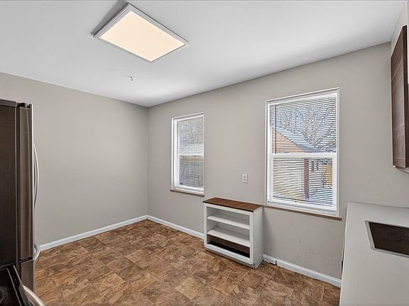 5th image of 1506 N Linwood Ave