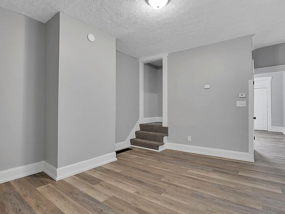 2nd image of 126 E Morrill Ave #126