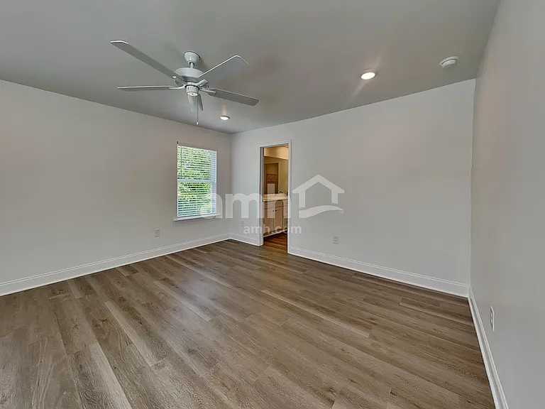 1628 Aquamarine Dr — Photo 11