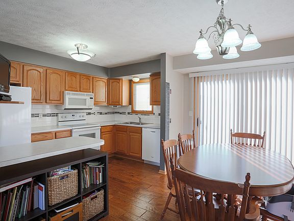 4th image of 5160 W Sparrow Ln