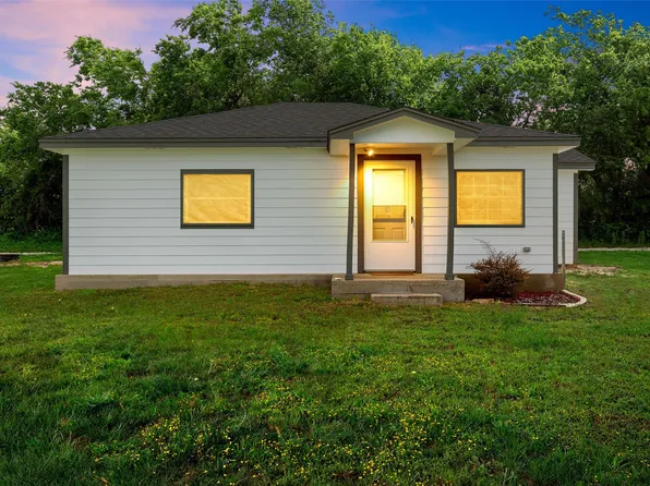 132 Key Ln, Eddy, TX 76524