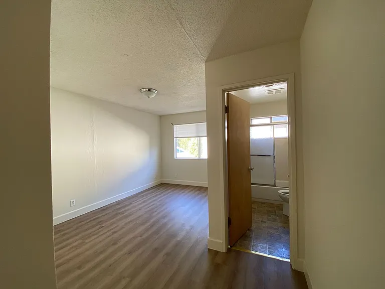3401 Richmond Blvd — Photo 11