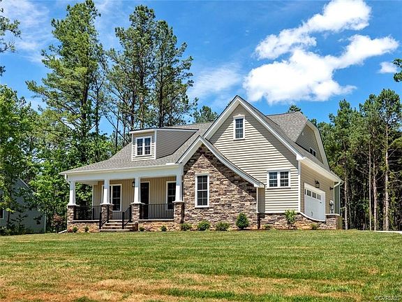 2nd image of 8024 Lake Margaret Pl