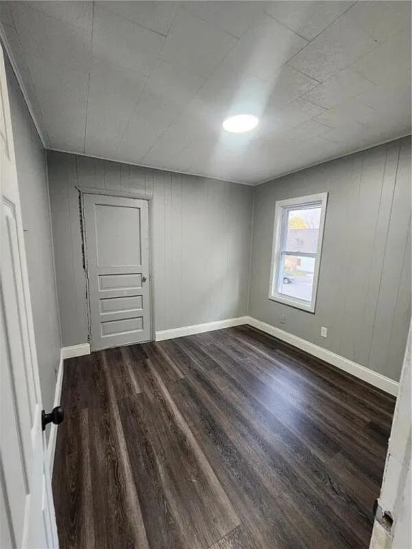241 Saratoga Ave — Photo 4
