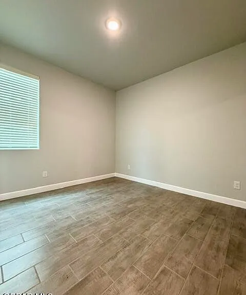 13972 Summer Valley Ave — Photo 6