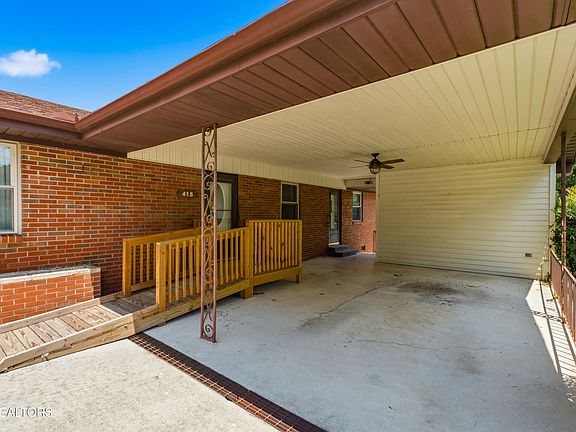 2nd image of 415 Woodland Dr