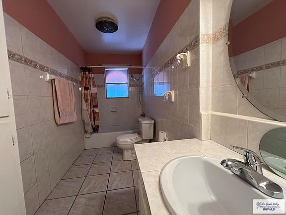 5th image of 224 N Camino Del Rey
