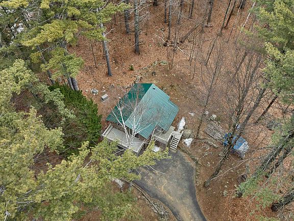 3rd image of 24 Buckboard Drive