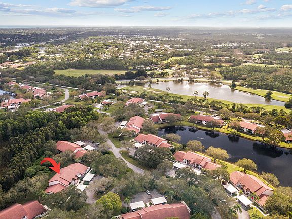 3rd image of 6031 SE Martinique Drive #102