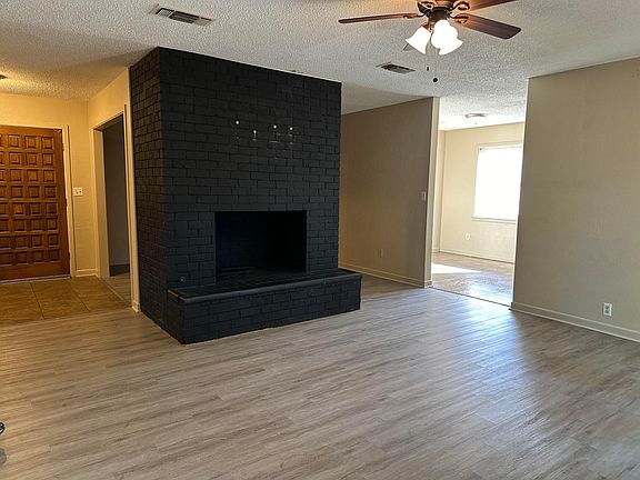2nd image of 110 Shumaker Dr