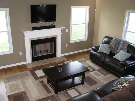 2nd image of 511 Old Hickory Ct