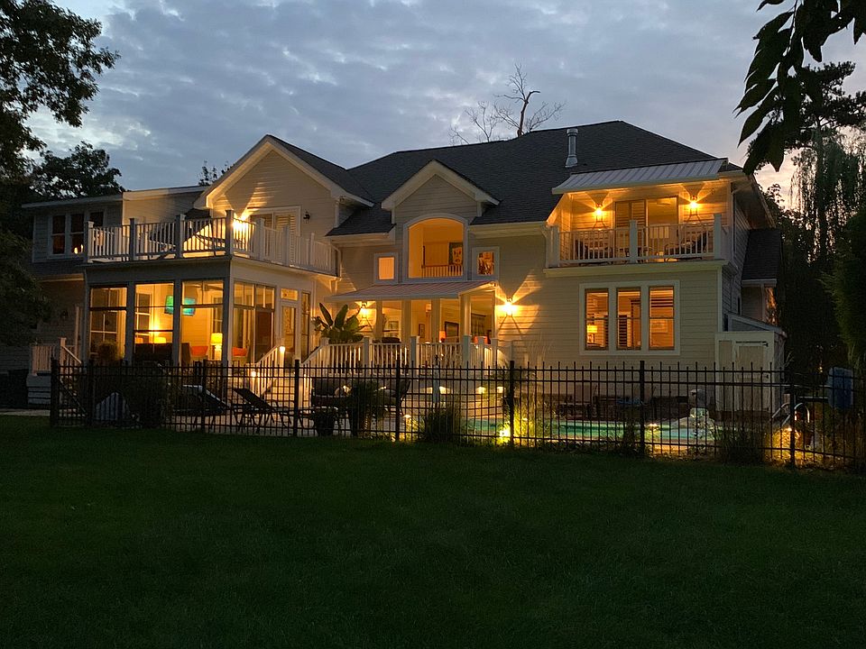 2nd image of 42 Eleanor Lee Ln E
