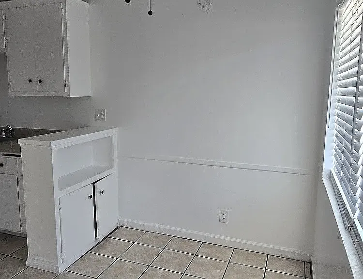 771 Spruce Ave #K & E — Photo 5