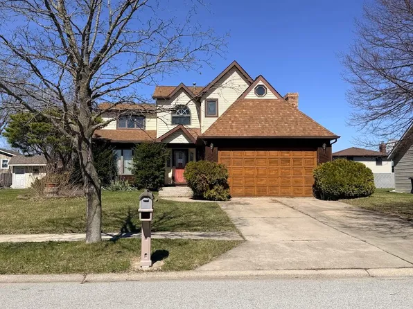 1604 W 99th Pl, Crown Point, IN 46307