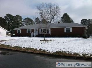 5608 River Bluff Dr, Suffolk, VA 23435