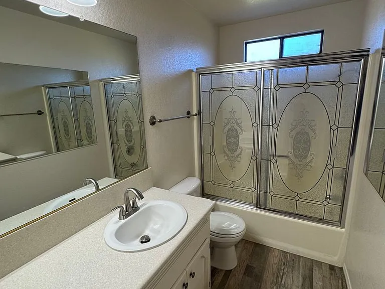 1571 Vista Grande Ln — Photo 10