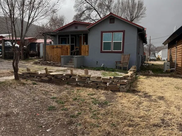 106 Spring Rd, Ruidoso Downs, NM 88346