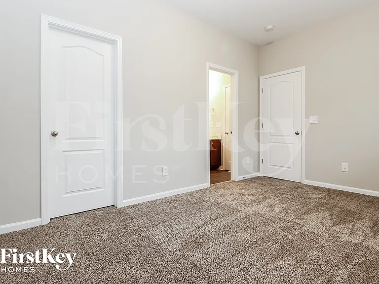 646 Savannah River Dr — Photo 10