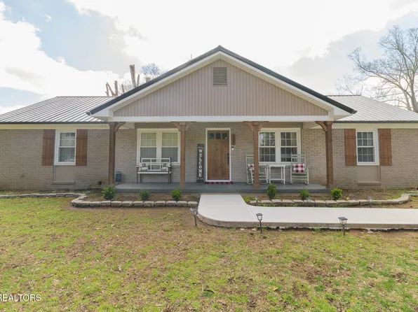 2906 Shady Ln, Maryville, TN 37803