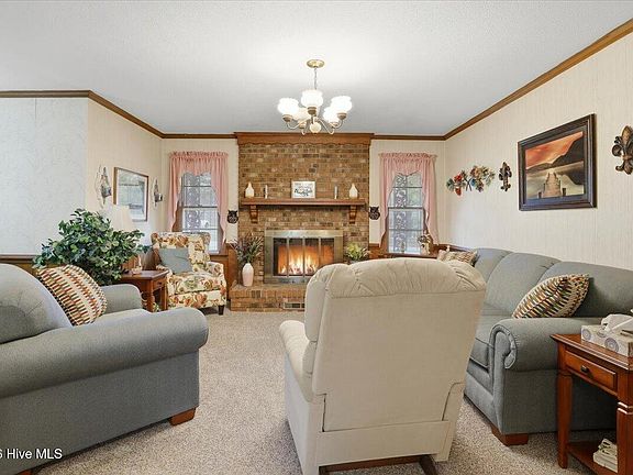 3rd image of 5410 Lakehaven Court