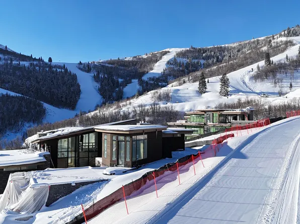 8669 N Ski Beach Way, Park City, UT 84060