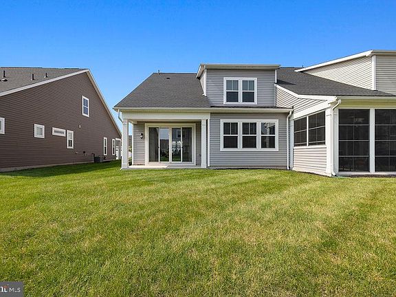 4th image of 37 Buttonbush Ln