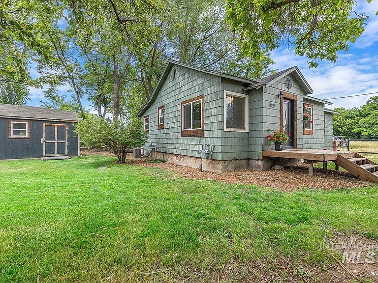 Listing photo 4