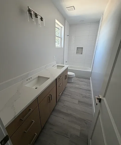 2610 Woodbury St #102 — Photo 14